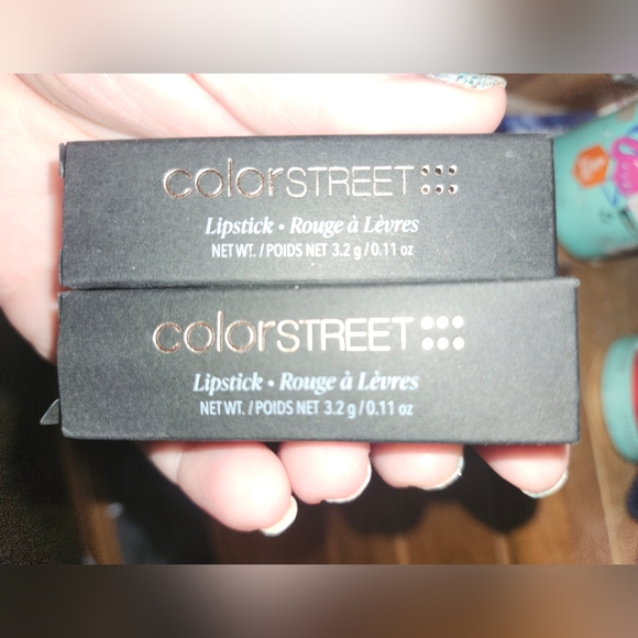 Tattle and Dramalicious Lipstick Duo - Picture 2 of 6